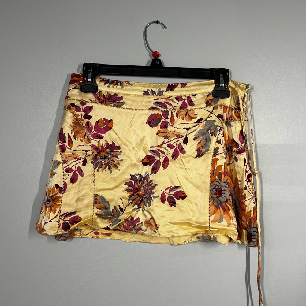 Vintage Abercrombie and fitch 100% silk floral skirt size 0